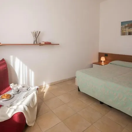 Apartment Stylish Le Fontane Num2506 *